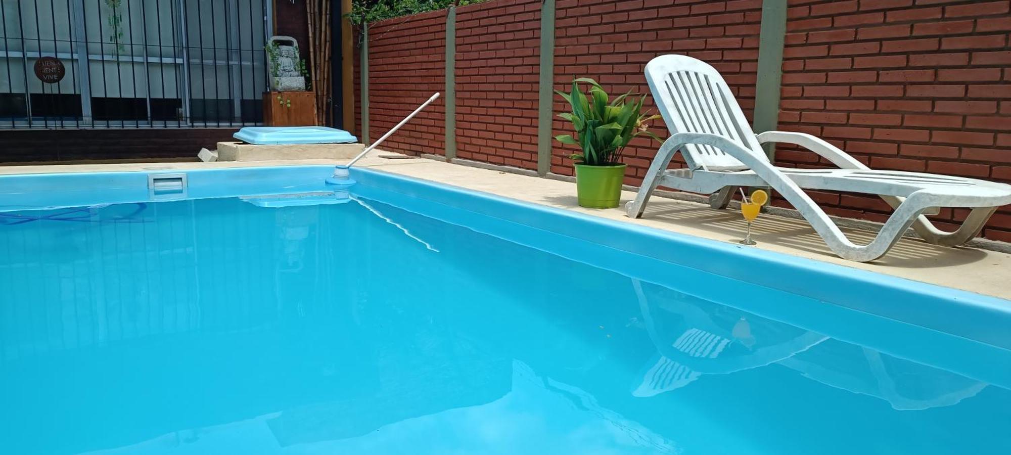 Casa Olivia- Alojamiento Con Piscina - Aeropuerto Ezeiza Luaran gambar