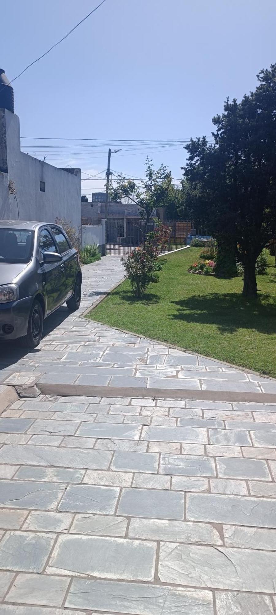 Casa Olivia- Alojamiento Con Piscina - Aeropuerto Ezeiza Luaran gambar