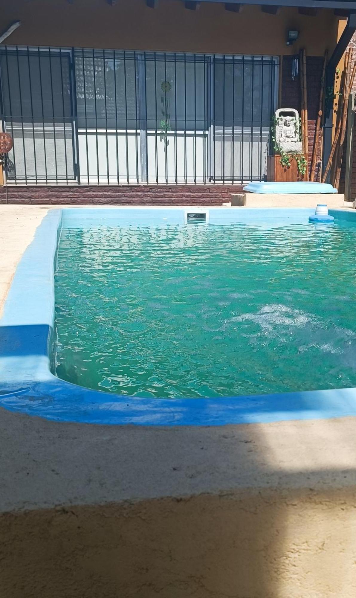 Casa Olivia- Alojamiento Con Piscina - Aeropuerto Ezeiza Luaran gambar
